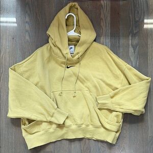 Nike club fleece cropped